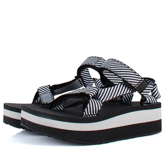 teva candy stripe black